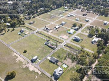 Terreno · 300m² · Lotes en Venta con Financiación en El Pato, Berazategui. La Vikkina