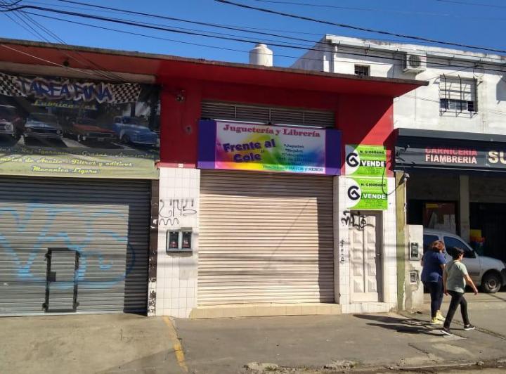 Local comercial · 320m²