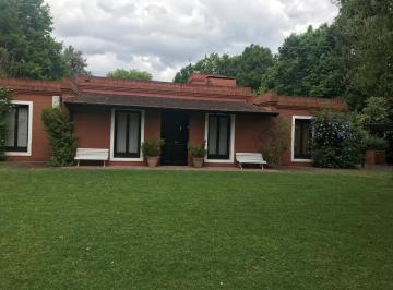 Casa · 260m² · 5 Ambientes · 2 Cocheras · En Venta! Importante Propiedad en Country Club San Diego Sobre Lote de 3.000 m² | Oportunidad |