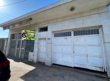 Local comercial · 5 Ambientes · En Venta | Importante Propiedad con Local, Camara Frigorifica, Horno Indrustrial y Entrada Para Vehi