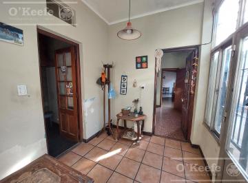 Casa · 126m² · 4 Ambientes · 1 Cochera · Casa - Quilmes