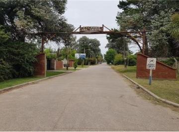 Departamento · 10m² · 1 Ambiente · En Venta Lote de Terreno en General Rodriguez Dentro de Barrio Solares del Oeste Excelente Ubicació