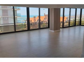 Departamento · 240m² · 4 Ambientes · 2 Cocheras · Semipiso de 4 Ambientes - Formosa 100