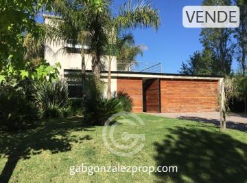 Casa de 4 ambientes, Escobar · B° Septiembre: Oportunidad! Hermosa Casa Minimalista 4 Amb. en 2 Plantas