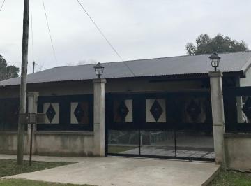 Casa de 3 ambientes, San Vicente · Chalet en Alquiler S/ 2 Lotes