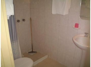 Hotel · 1800m² · 56 Ambientes · Hotel 3 Estrellas