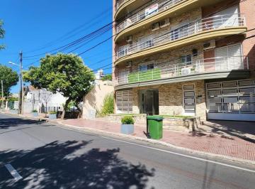 Casa a remodelar ideal inversores. Proyecto multifamiliar Fos 0.60 fot 1.8 Z R2 · Casa a Remodelar Ideal Inversores