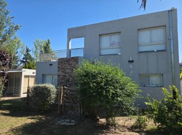 MUN-MUN-1045_2 · Casa 5 Ambientes. | Los Malvones 350