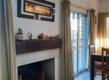 Casa · 130m² · 3 Ambientes · 4 Cocheras · Casa con Pileta en Estancia Vieja