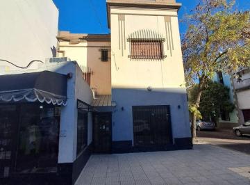 Oficina comercial en Alquiler de 7 ambientes  · Casa de 7 Ambientes en Alquiler Uso Profesional