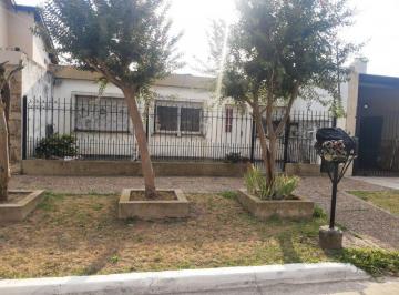 Casa · 4 Ambientes · Casa - Turdera
