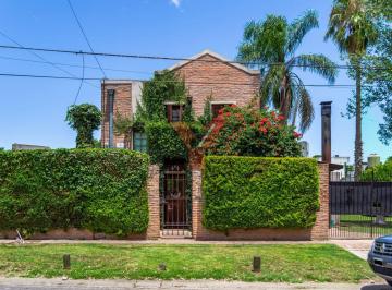 JYB-JY1-1463_2 · Hermosa Casa en Venta y Alquiler - City Bell