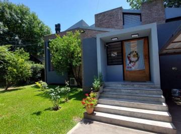 REP-REP-272_2 · Casa 3 Dorm.. | Frers 2400