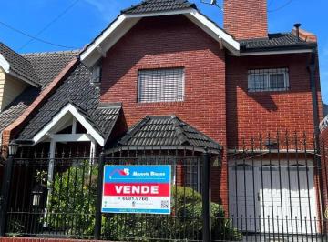 Casa de 4 ambientes, Almirante Brown · Adrogue Estupenda Casa en PH en Venta - Impecable Estado