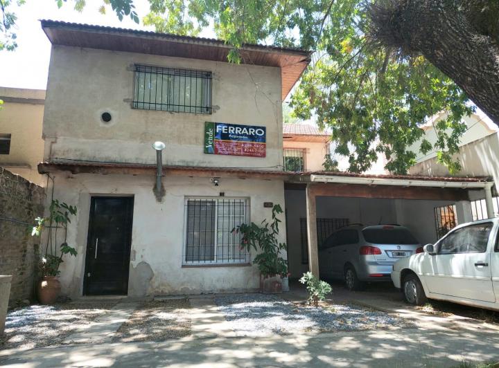 Casa · 190m² · 6 Ambientes · 1 Cochera