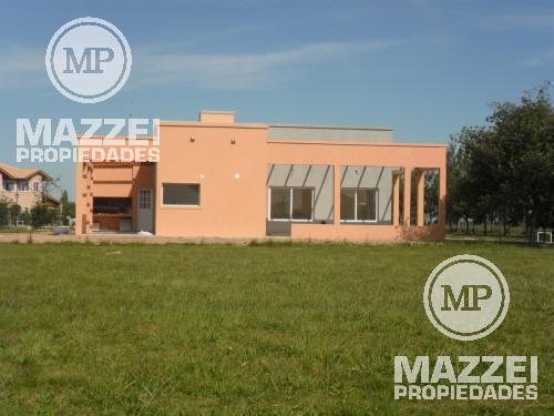 Casa · 155m² · 5 Ambientes · 1 Cochera
