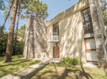 Foto1 · Casa en Solanas Country 4 Dorm. - Ref: Pbi7