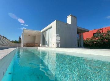 Foto1 · Casa de 2 Dorm. en Tio Tom, Punta Ballena - Ref: Pbi12