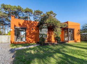 Foto1 · Casa en Venta Tio Tom 2 Dorm. - Ref: Pbi382