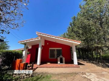 Casa · 105m² · 4 Ambientes · Se Vende Casa en Villa Carlos Paz