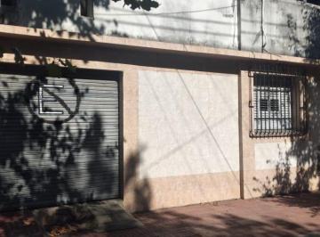 Casa · 149m² · 3 Ambientes · 1 Cochera · Casa - Villa Dominico