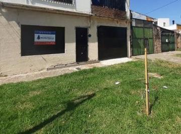 PH · 86m² · 2 Ambientes · 1 Cochera · PH - Wilde