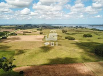 Foto1 · Venta de Chacra en Laguna del Sauce, Punta del Este - Ref: Pbi2315