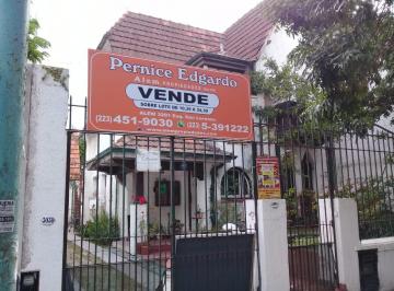 Casa · 150m² · 2 Dormitorios · 1 Cochera · Venta Chalet. Apto Para Construir