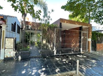 Casa de 4 ambientes, Lomas de Zamora · Venta de 2 Casas en Block de 5 Ambientes en Lomas de Zamora. Nuevas Condiciones
