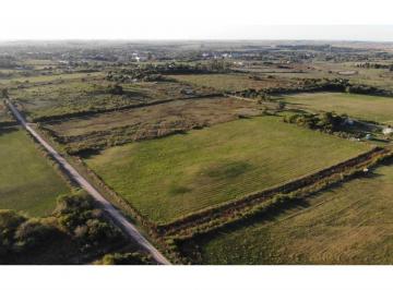 Terreno · 7949m² · Lote de 71 X 109 con Vista Al Rio, Ideal Quinta o Emprendimiento Turístico.
