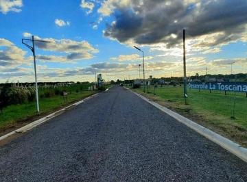 Terreno · 300m² · La Toscana, 300 m², Piñero, Ideal Inversion o Fin de Semana!