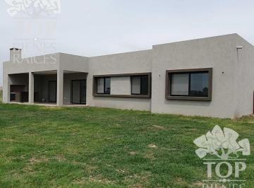 Casa · 150m² · 3 Ambientes · Casa en Venta en San Sebastian, Escobar, G. B. a. Zona Norte