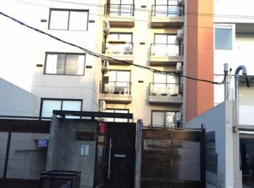 Departamento · 36m² · 2 Ambientes · Haedo Norte - Departamento 2 Ambientes Al Frente con Balcon