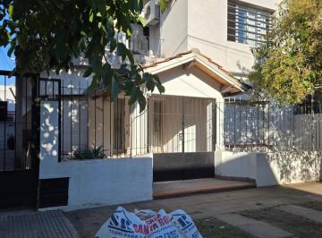 PH · 60m² · 3 Ambientes · Castelar Sur PH Ideal Para Inversion