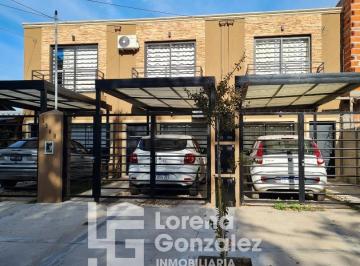 Casa · 80m² · 3 Ambientes · 1 Cochera · Alquiler Dos Dorm. Escobar