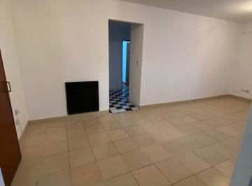 Departamento · 68m² · 3 Ambientes · 1 Cochera · Departamento en Venta en Ramos Mejía