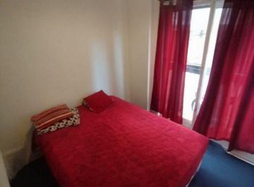 Departamento de 2 ambientes, Almagro · Dos Ambientes en Almagro con Balcones Franceses, Aire Acondicionado, Wifi y Lavarropas