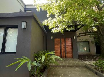 Casa de 6 ambientes, San Isidro · Casa en Martinez