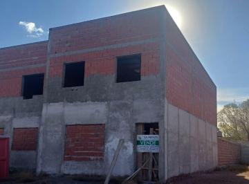 Casa de 5 ambientes, Plottier · Dúplex - Venta Los Frutales