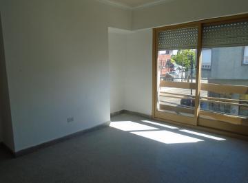 Departamento de 2 ambientes, Vicente López · Alquiler Depto 2 Ambientes con Patio en Villa Martelli