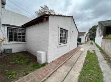 PH · 60m² · 3 Ambientes · 1 Cochera · En Venta | Apto Credito | Hermoso PH en Moreno Centro Lado Norte 3 Ambientes con Cochera Descubierta