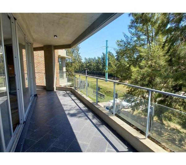 Departamento · 77m² · 3 Ambientes · 1 Cochera