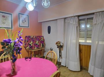Departamento · 66m² · 3 Ambientes · 3 Ambientes Zona Plaza Colon con Patio