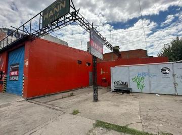 Local comercial · 80m² · 1 Cochera · Local Comercial Lote Terreno en Quilmes Oeste