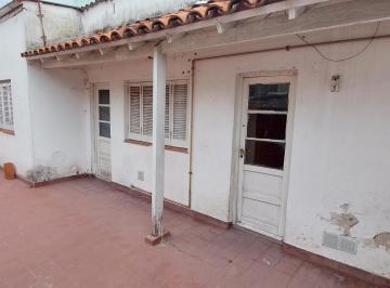 Departamento · 60m² · 2 Dormitorios · PH 3 Ambientes a Reciclar - Gaboto y Talcahuano