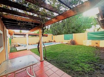 Casa de 5 ambientes, Córdoba · Tejas 1 - Casa con Pileta - La Mejor Ubicación