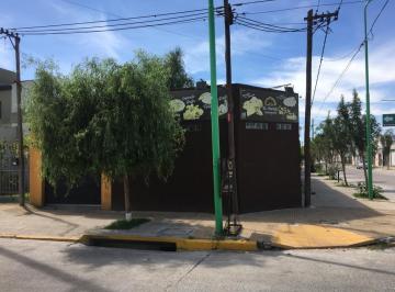 Local comercial · 118m² · 3 Ambientes · 1 Cochera · Casa - Ensenada
