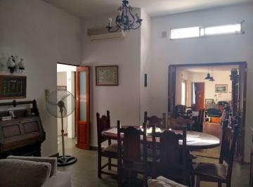 Departamento de 4 ambientes, Almirante Brown · Departamento en PH de 120 m² con 3 Dorm. en Venta en Adrogué