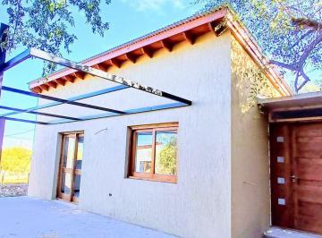 Casa · 69m² · 4 Ambientes · 1 Cochera · Divino Chalet a Estrenar en Merlo San Luis!con Áboles Frondozos