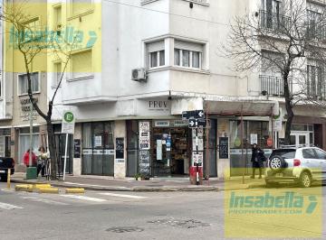 Local comercial · 67m² · 2 Ambientes · Excelente Esquina en Alquiler - Ideal Panaderia / Gastronomia